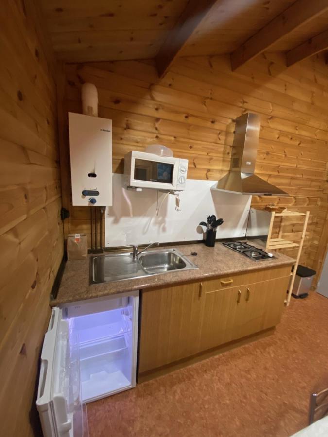 Bungalow&Camping Fuente De Regrustan Graus Exteriör bild
