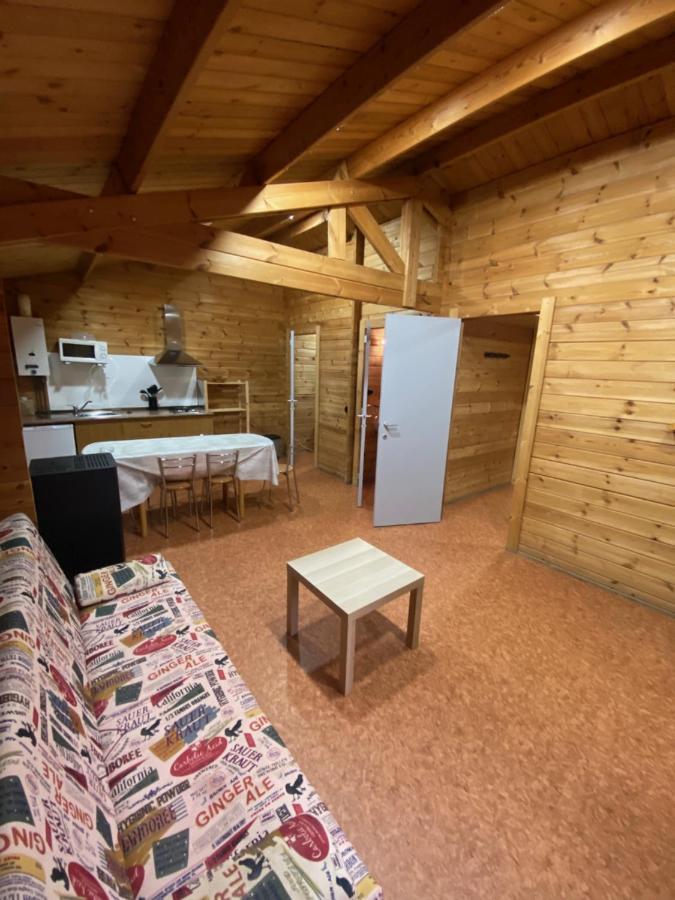Bungalow&Camping Fuente De Regrustan Graus Exteriör bild